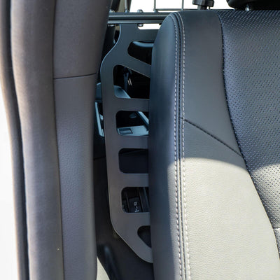 Toyota Land Cruiser Dog Guard (2023-)